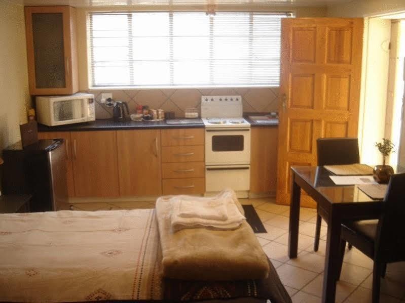 Eagle Crest Executive Lodge Edenvale Εξωτερικό φωτογραφία